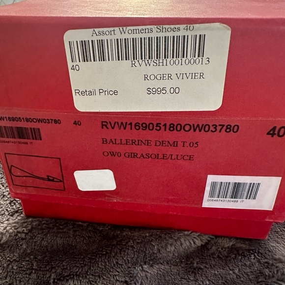 Roger Vivier ballerina flat. Color - mustard/yellow with crème. Size 40/10 - Picture 3 of 8